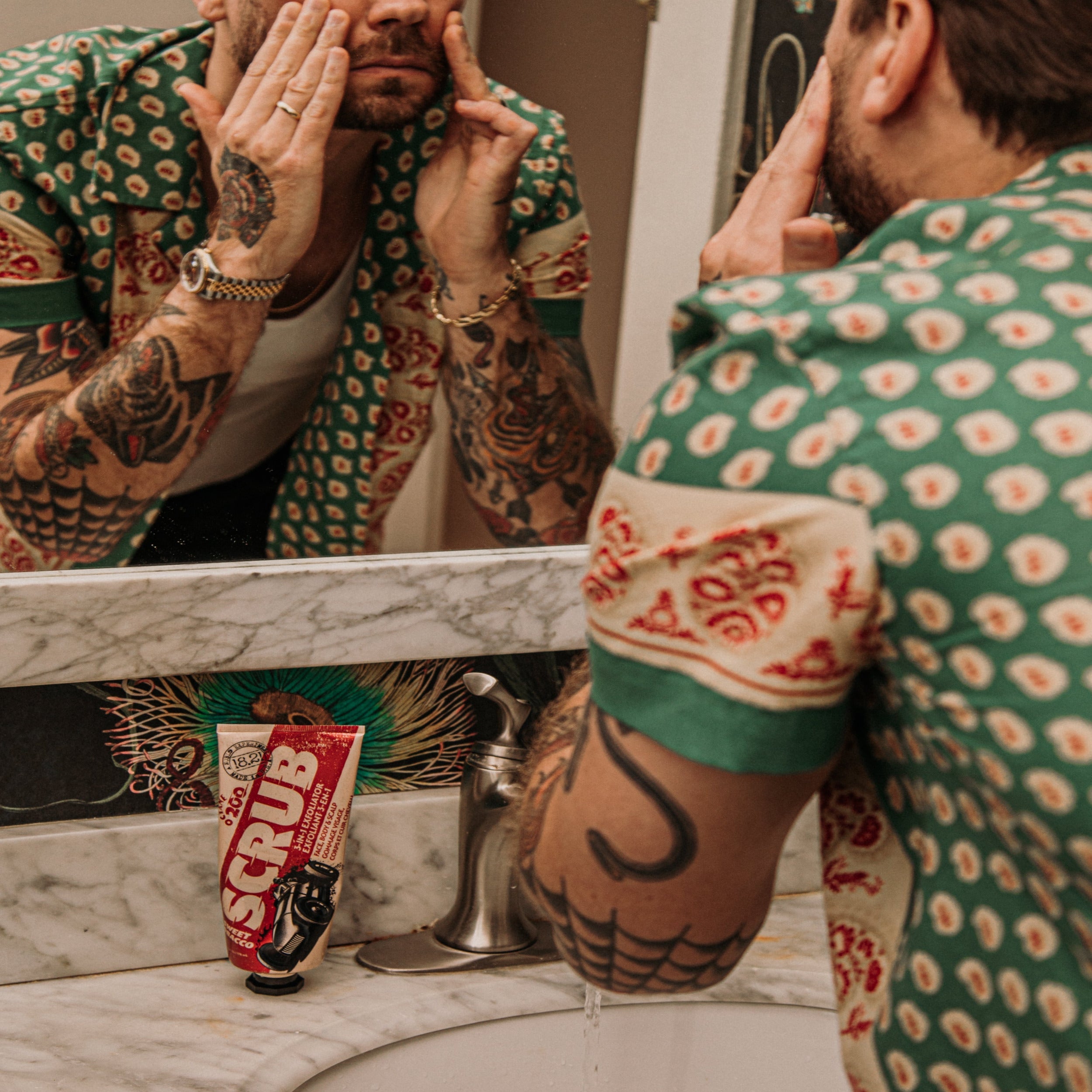 Octane 200 - Gommage 3 en 1 pour le visage, le corps et le cuir chevelu - Sweet Tobacco